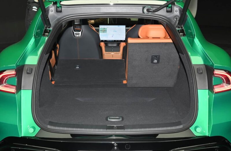 Xiaomi YU7 Pro (2025-...) folded trunk photo, boot, expanded, folded seats, maximum volume, max cargo, max capacity, max storage