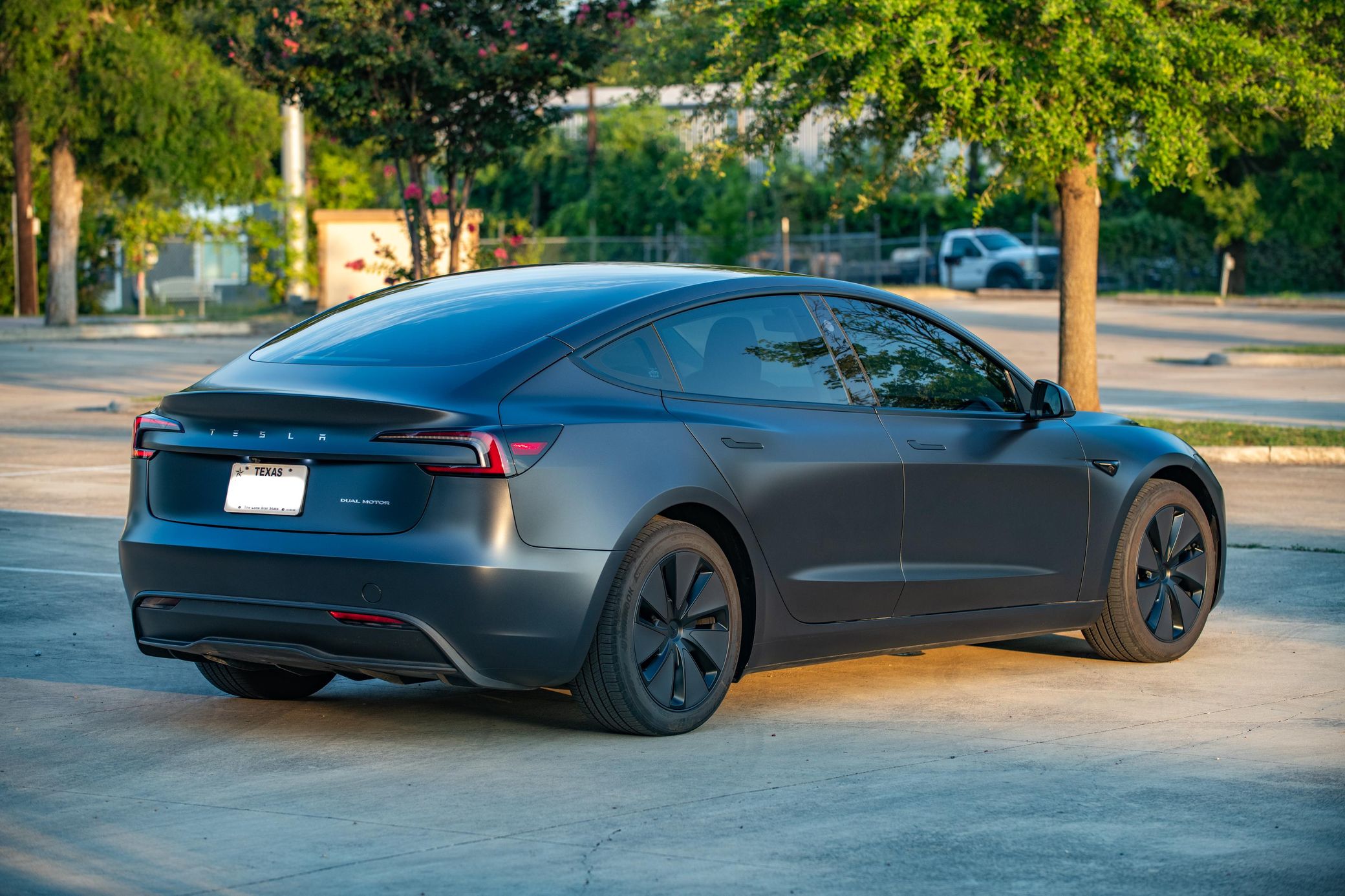 Tesla Model 3 RWD 2025 - Electric Sedan Global Overview | Green Cars ...