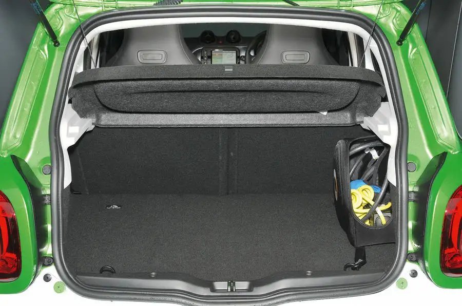 Smart EQ forfour (2017-2019) trunk, boot, seats up, seats upright, cargo space, cargo volume, cargo capacity, storage