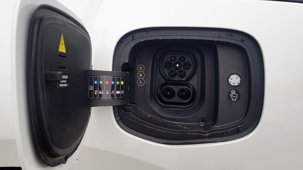 Zeekr 7X Long Range RWD (2025-...) charge port Europe, charging, inlet, plug, connector