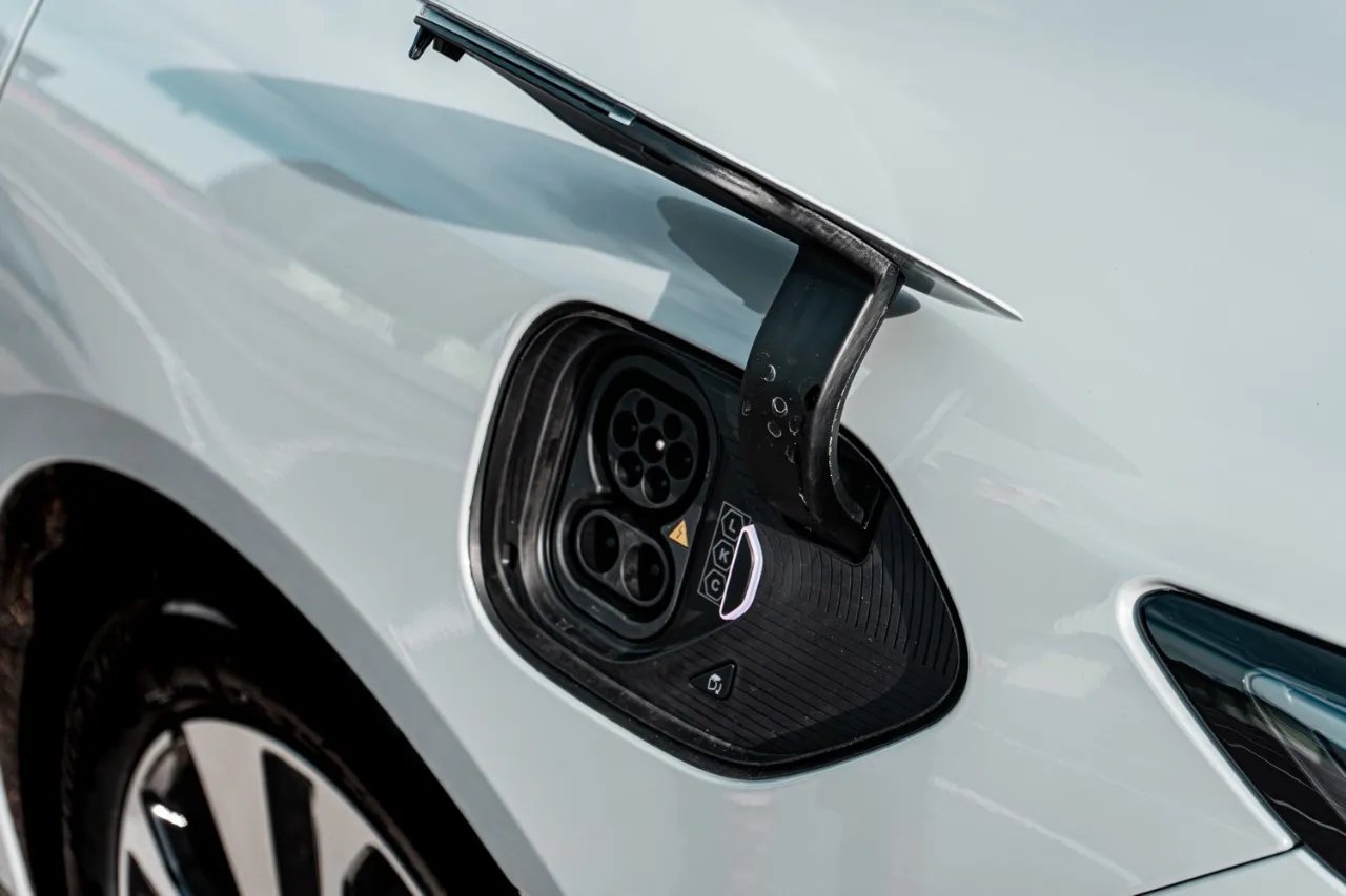 NIO ET7 Standard Range 2026 - Electric Sedan Global Overview | Green ...