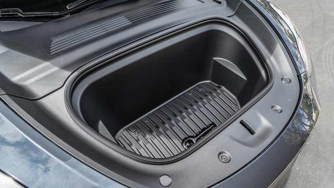Tesla Model Y Performance (2020-2025) frunk photo, front trunk, under hood, storage, cargo, capacity, bonus space