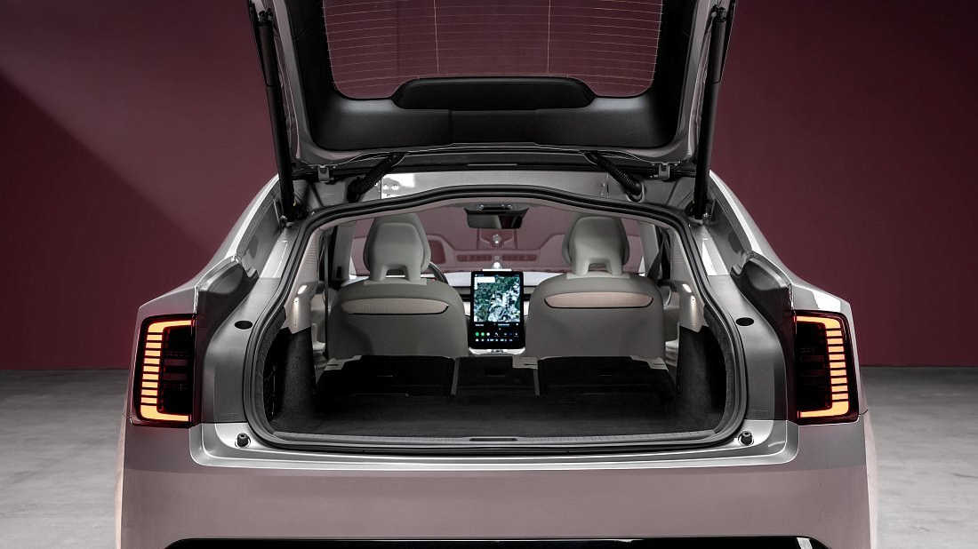 Volvo ES90 Twin Motor Performance (2025-…) trunk, boot, expanded, folded seats, maximum volume, max cargo, max capacity, max storage