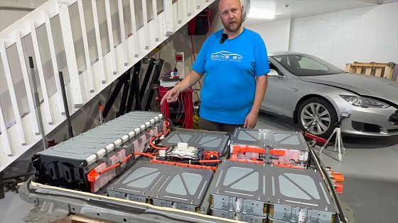 Video: Nissan LEAF 40kWh High Voltage Module swap - Fix for fail code EVC-157 EV Systems