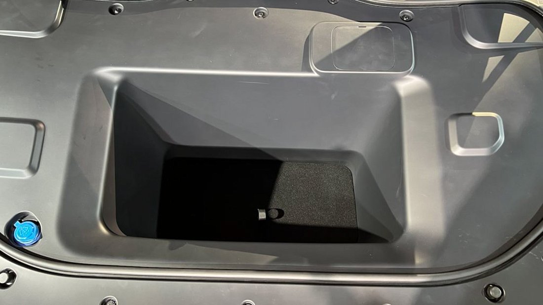 Mazda 6e Long Range (2025-…) frunk, front trunk, under hood, storage, cargo, capacity, bonus space