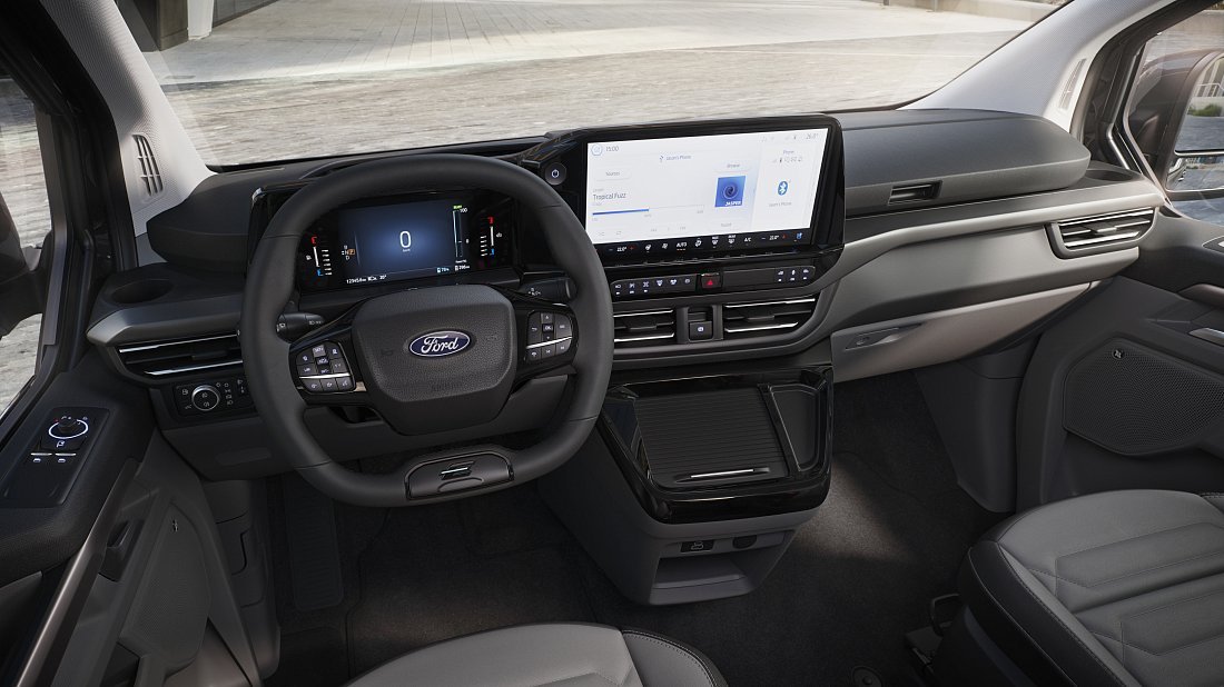 Ford e-Tourneo Custom L1 210 kW (2024-...) interior, front seat, driver seat, dashboard, steering wheel, infotainment, cockpit