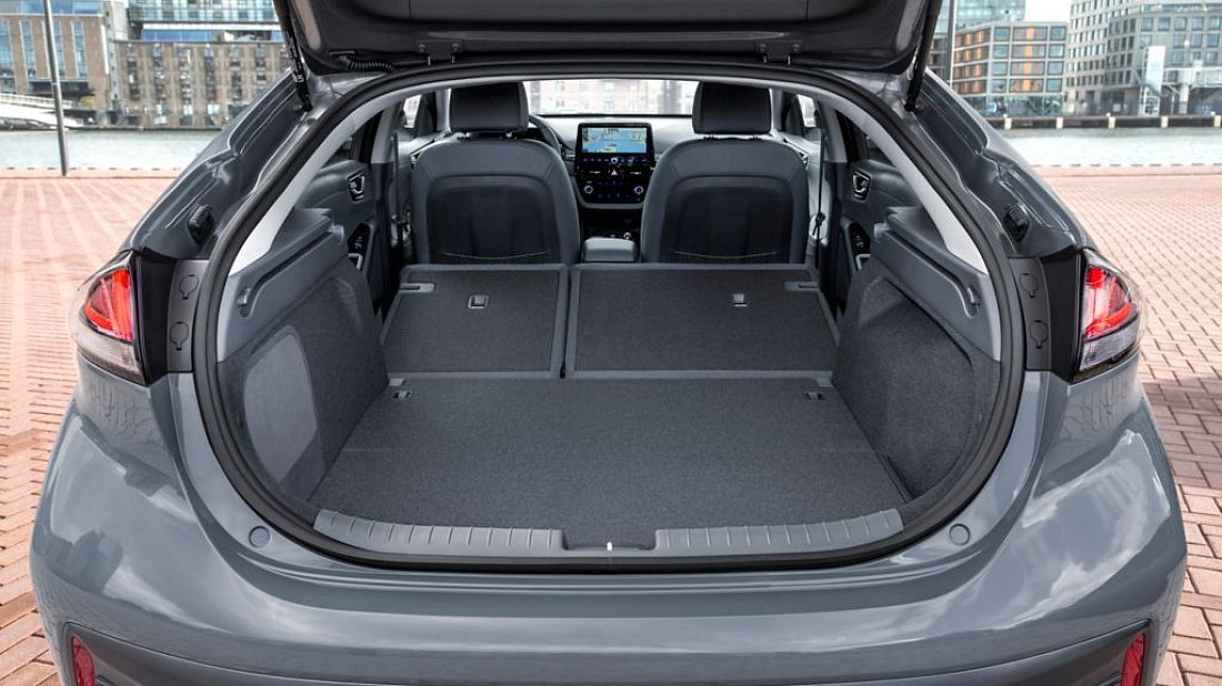 Hyundai Ioniq Electric Gen 2 (2019-2022) folded trunk photo, boot, expanded, folded seats, maximum volume, max cargo, max capacity, max storage
