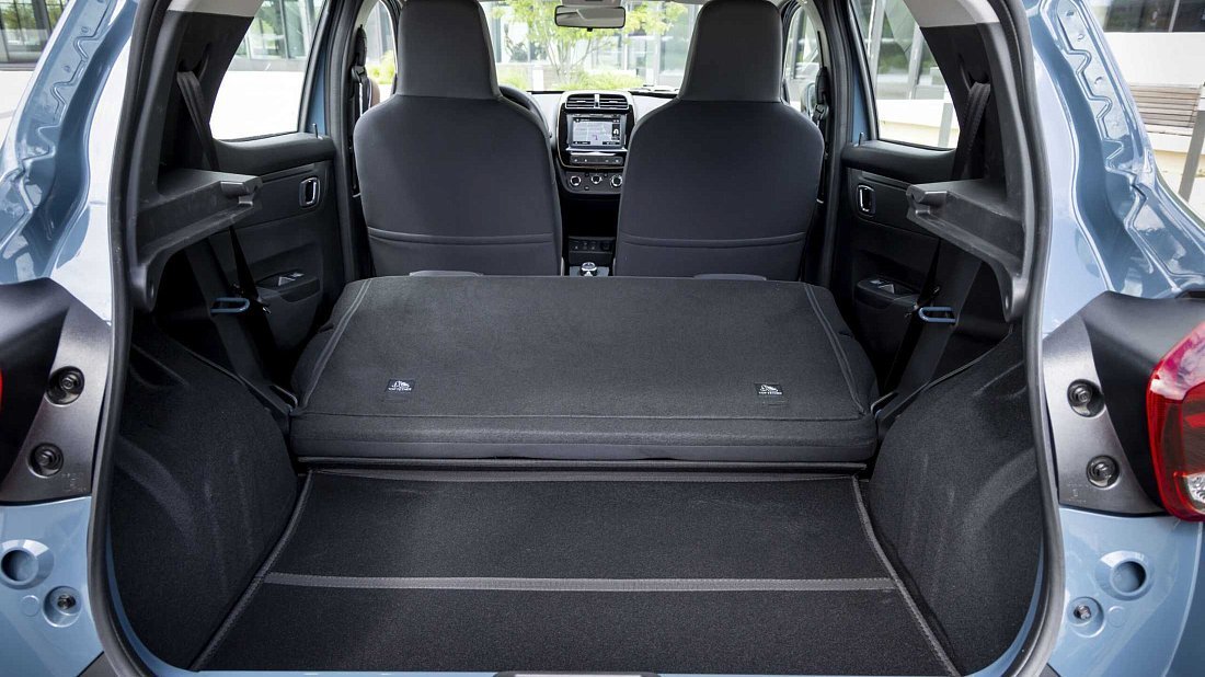 Dacia Spring Electric 65 (2023-2024) folded trunk photo, boot, expanded, folded seats, maximum volume, max cargo, max capacity, max storage