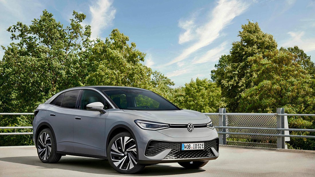 Volkswagen ID.5 Pure (2024-…) front view, front quarter, diagonal, exterior