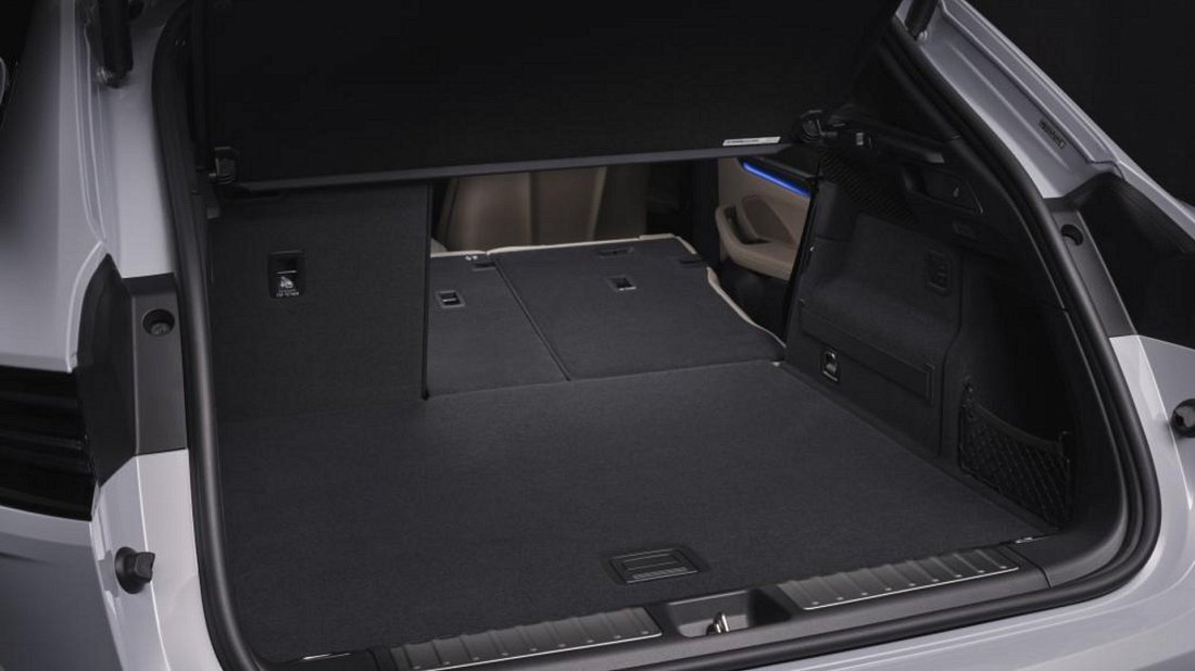 Porsche Macan Turbo Electric (2024-…) trunk, boot, seats up, seats upright, cargo space, cargo volume, cargo capacity, storage