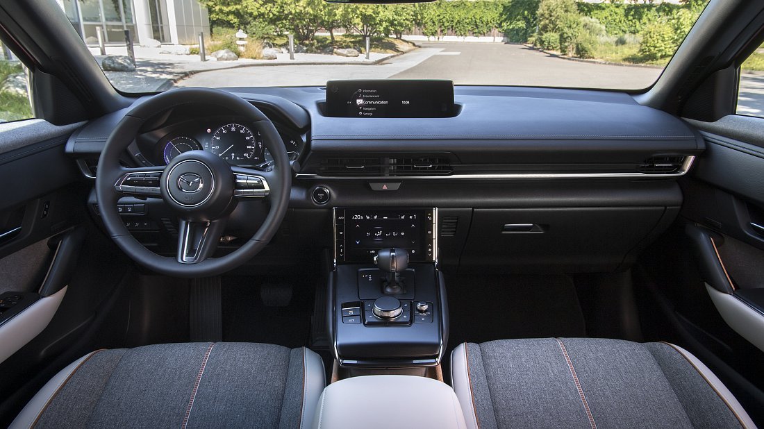 Mazda MX-30 Electric (2020-…) interior, front seat, driver seat, dashboard, steering wheel, infotainment, cockpit