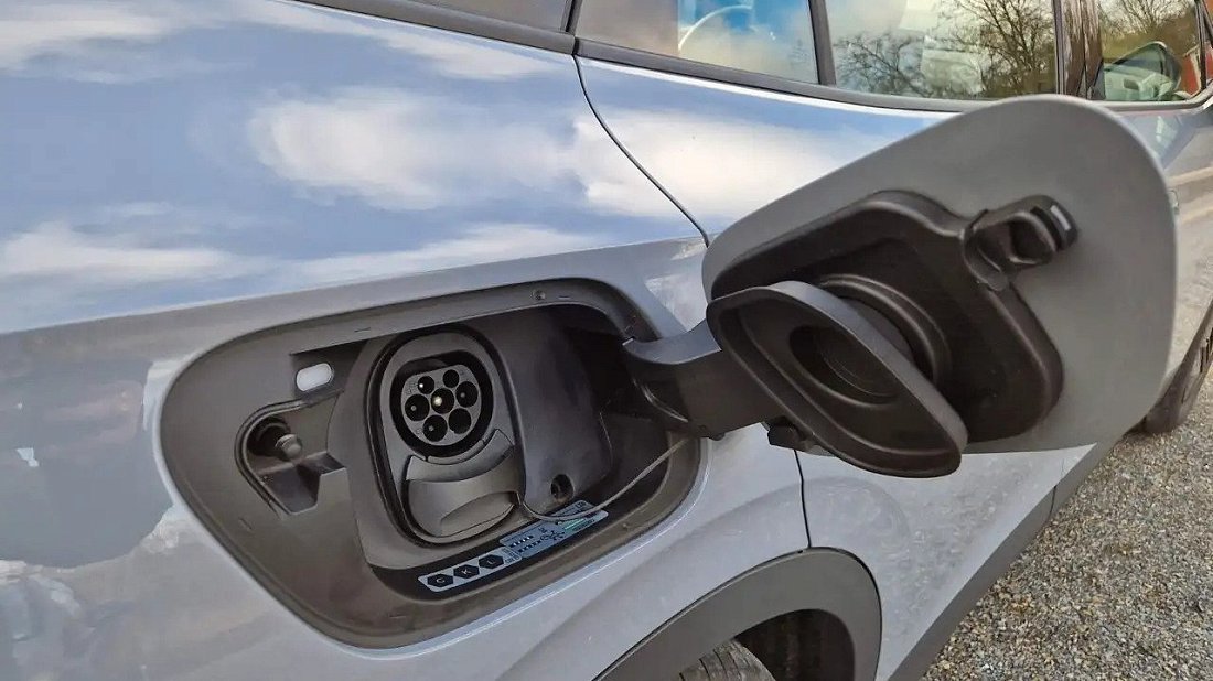 Volkswagen ID.5 Pure (2024-…) charge port Europe, charging, inlet, plug, connector