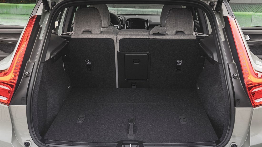 Volvo XC40 Recharge (EX40) Single Motor (2022-…) trunk, boot, seats up, seats upright, cargo space, cargo volume, cargo capacity, storage