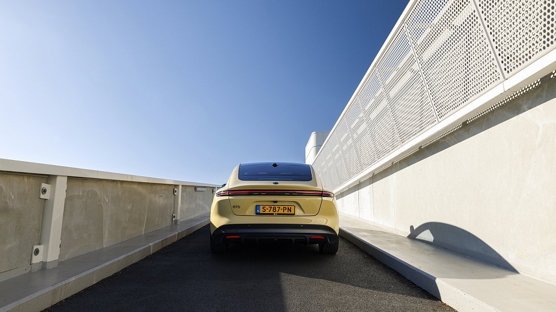 NIO ET5 Long Range (2022-…) rear view, taillights, trunk, spoiler, badge, bumper, exterior