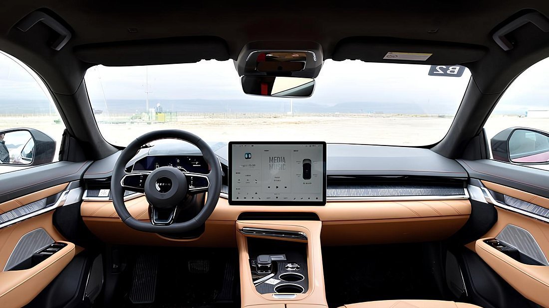 Zeekr 001 Performance AWD (2023-…) interior, front seat, driver seat, dashboard, steering wheel, infotainment, cockpit