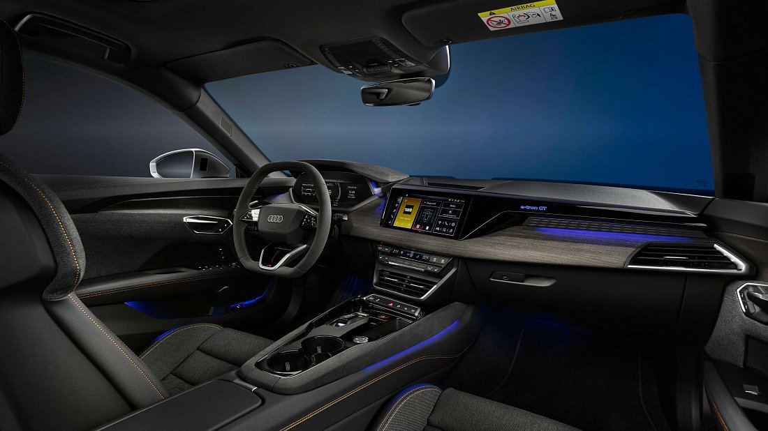 Audi e-tron GT S (2024-…) interior photo, front seat, driver seat, dashboard, steering wheel, infotainment, cockpit
