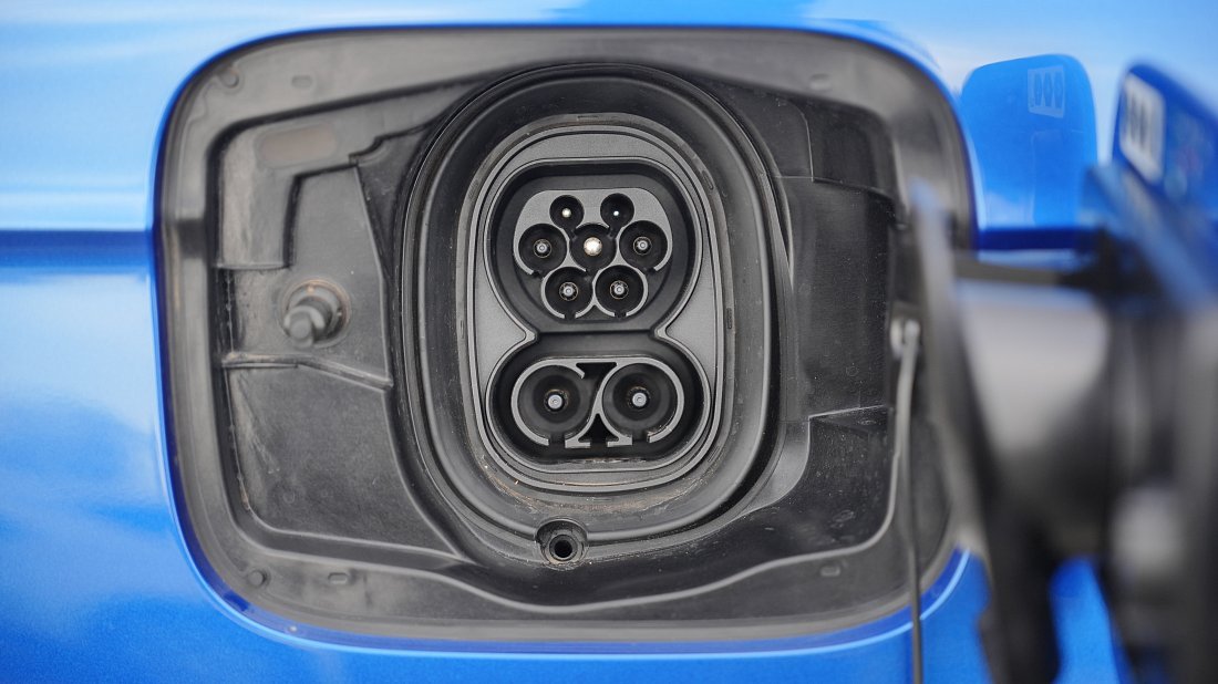 Škoda Enyaq Coupe 60 (2025-...) charge port Europe, charging, inlet, plug, connector
