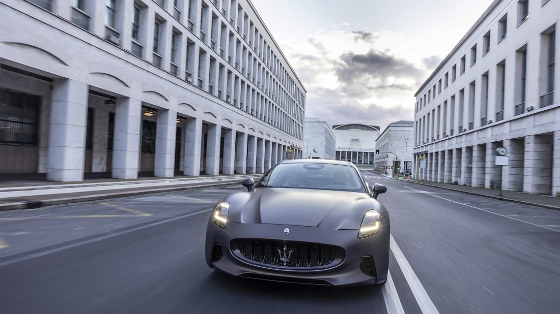 Maserati GranTurismo Folgore (2024-…) front fascia, grille, headlights, bumper, exterior