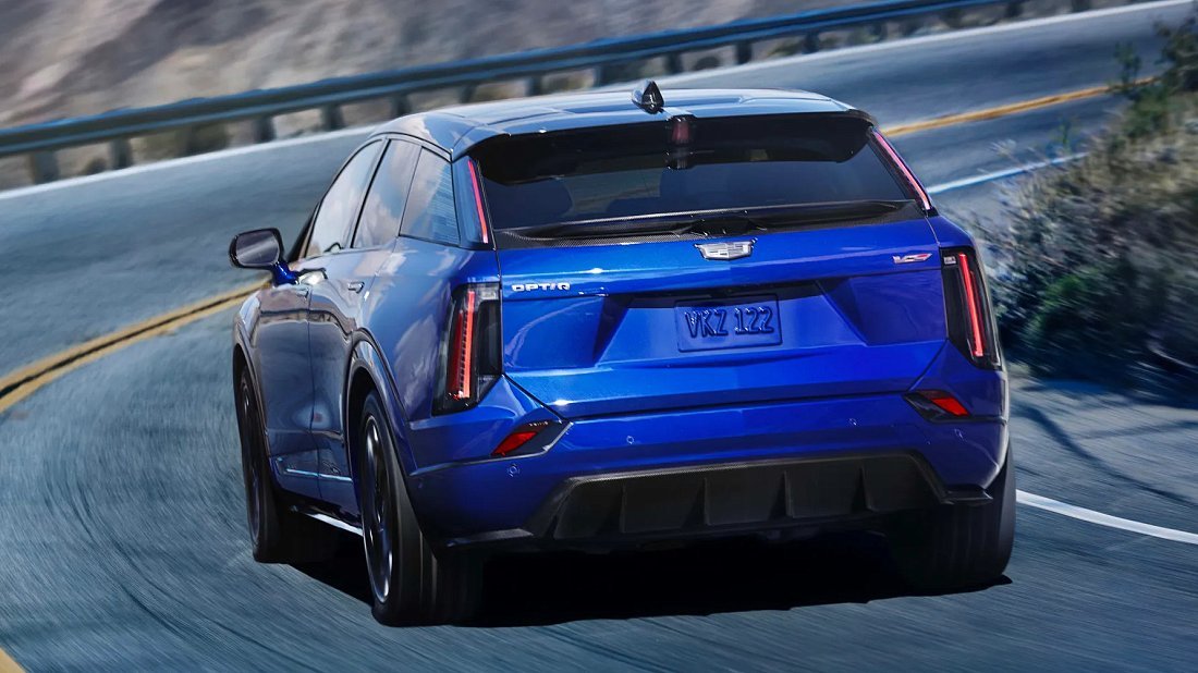 Cadillac Optiq V (2025-…) rear view, taillights, trunk, spoiler, badge, bumper, exterior