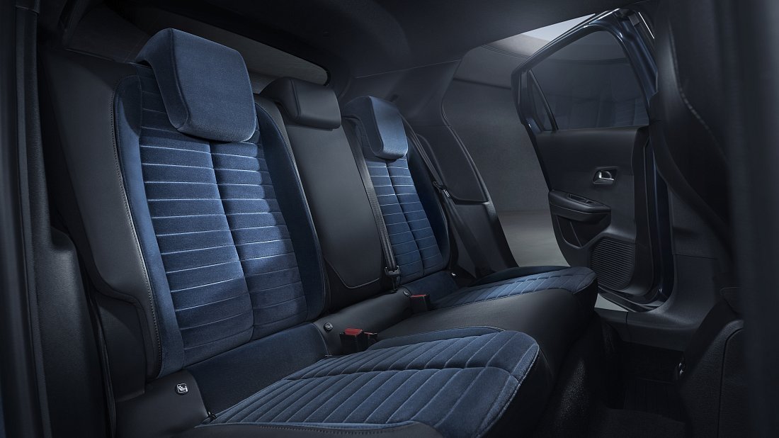 Lancia Ypsilon (2024-...) rear seats, back seats, passenger seats, legroom, headroom, interior