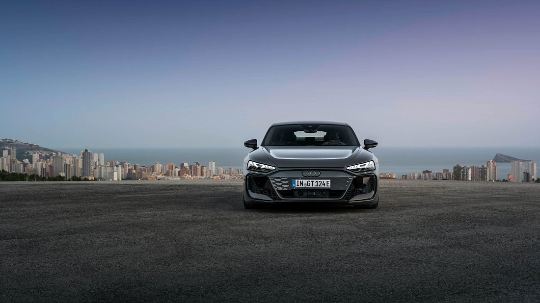 Audi e-tron GT RS (2024-…) front fascia, grille, headlights, bumper, exterior