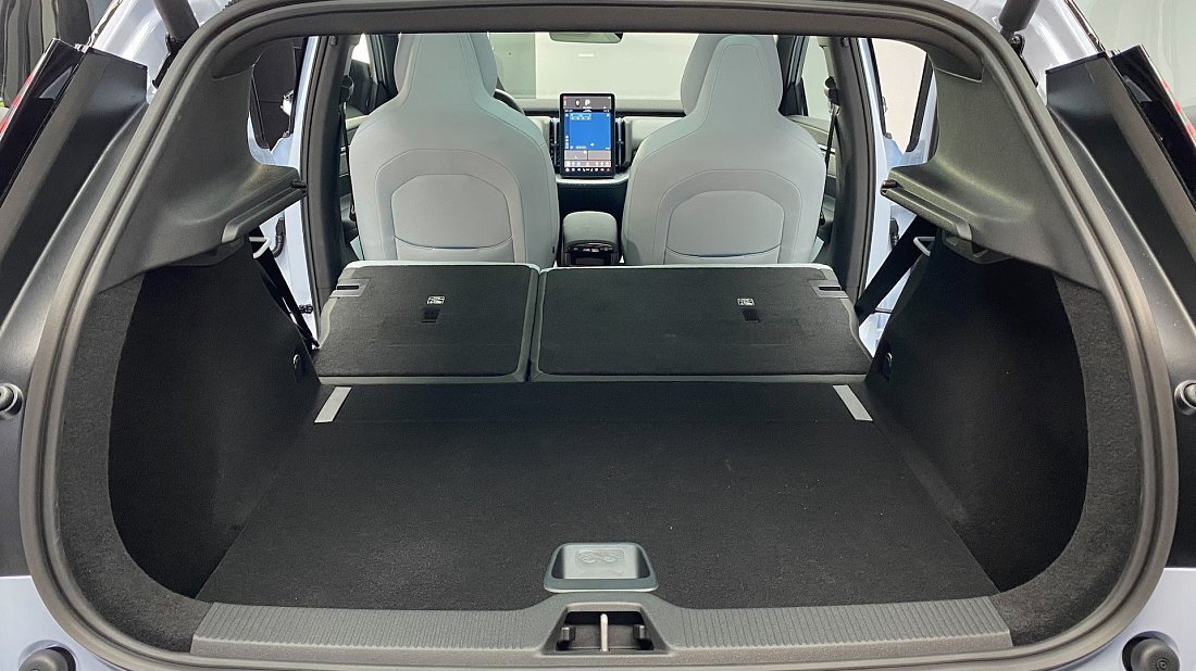 Volvo EX30 Twin Motor Performance (2023-…) trunk, boot, expanded, folded seats, maximum volume, max cargo, max capacity, max storage