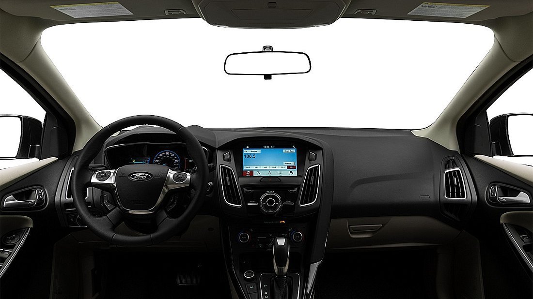 Ford Focus Electric 33 kWh (2017-2018) interior, front seat, driver seat, dashboard, steering wheel, infotainment, cockpit