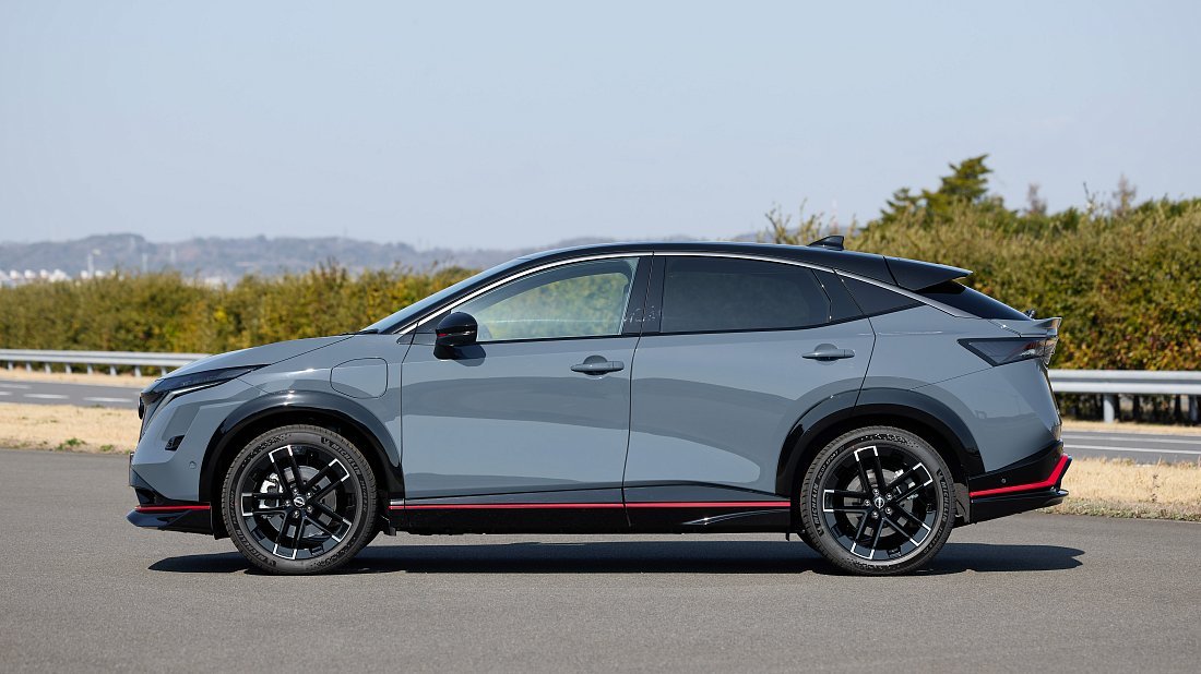 Nissan Ariya 87 kWh e-4ORCE AWD Nismo (2024-…) side profile photo, silhouette, doors, wheels, exterior