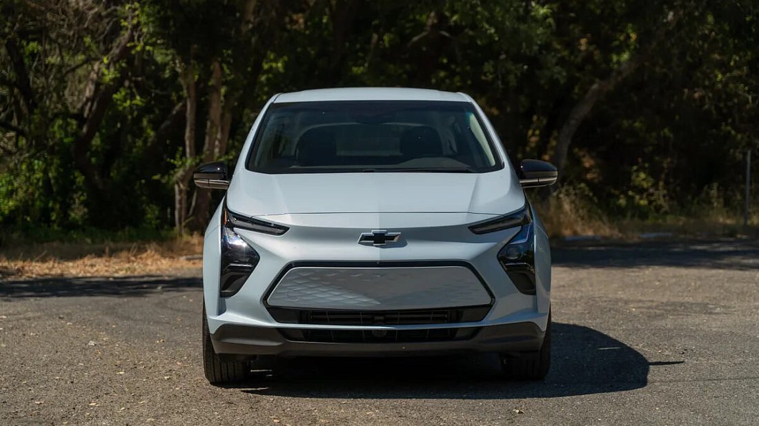 Chevrolet Bolt EV Gen 3 (2022-2023) front fascia, grille, headlights, bumper, exterior