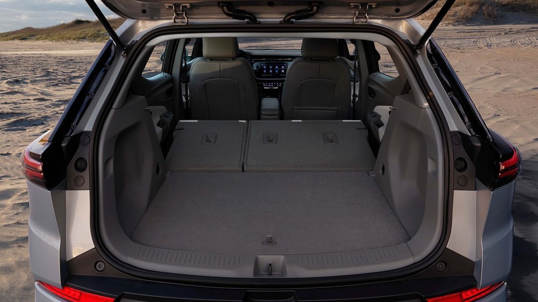 Chevrolet Bolt EUV Gen 1 (2022-2023) trunk, boot, seats up, seats upright, cargo space, cargo volume, cargo capacity, storage