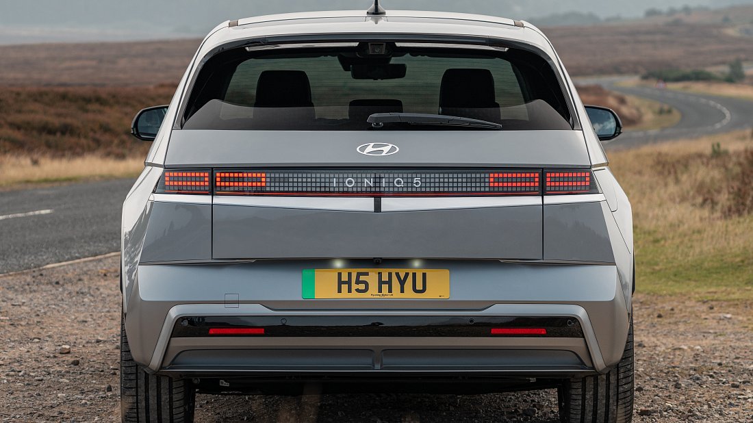 Hyundai Ioniq 5 Long Range AWD (2024-…) rear view, taillights, trunk, spoiler, badge, bumper, exterior