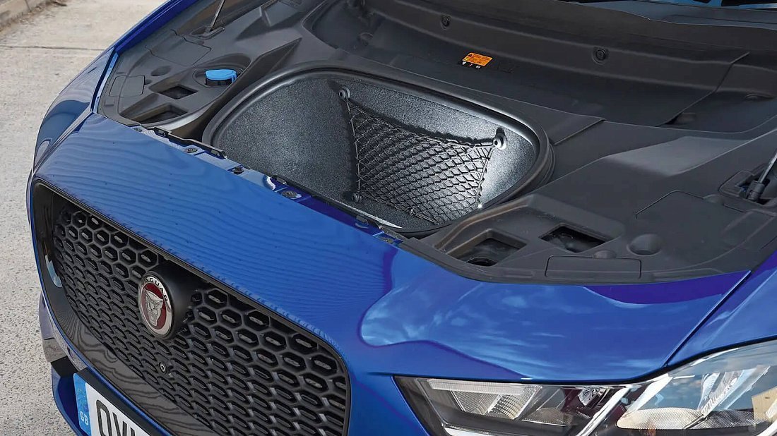 Jaguar I-Pace EV400 (2018-2020) frunk photo, front trunk, under hood, storage, cargo, capacity, bonus space