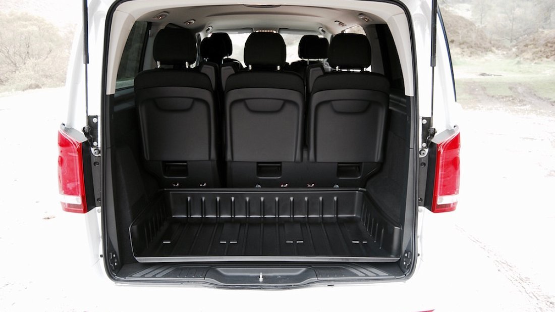 Mercedes eVito Tourer Extra-Long 60 kWh (2024-...) trunk, boot, seats up, seats upright, cargo space, cargo volume, cargo capacity, storage