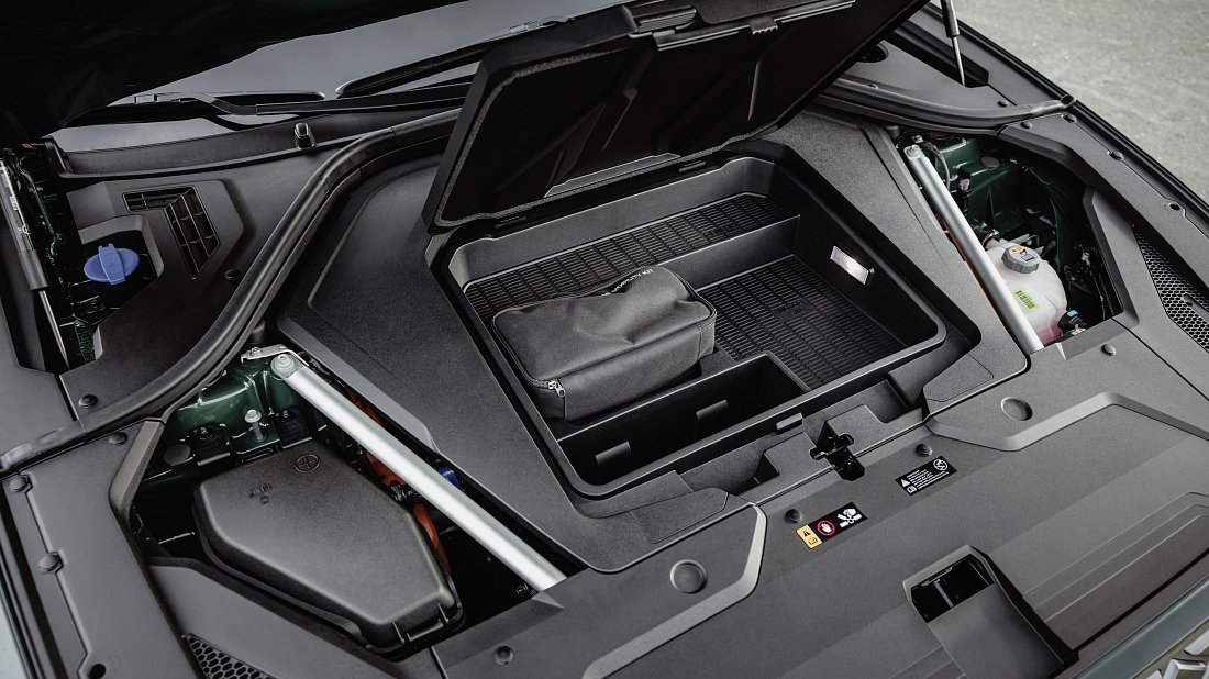 Genesis Electrified GV70 AWD (2025-…) frunk photo, front trunk, under hood, storage, cargo, capacity, bonus space