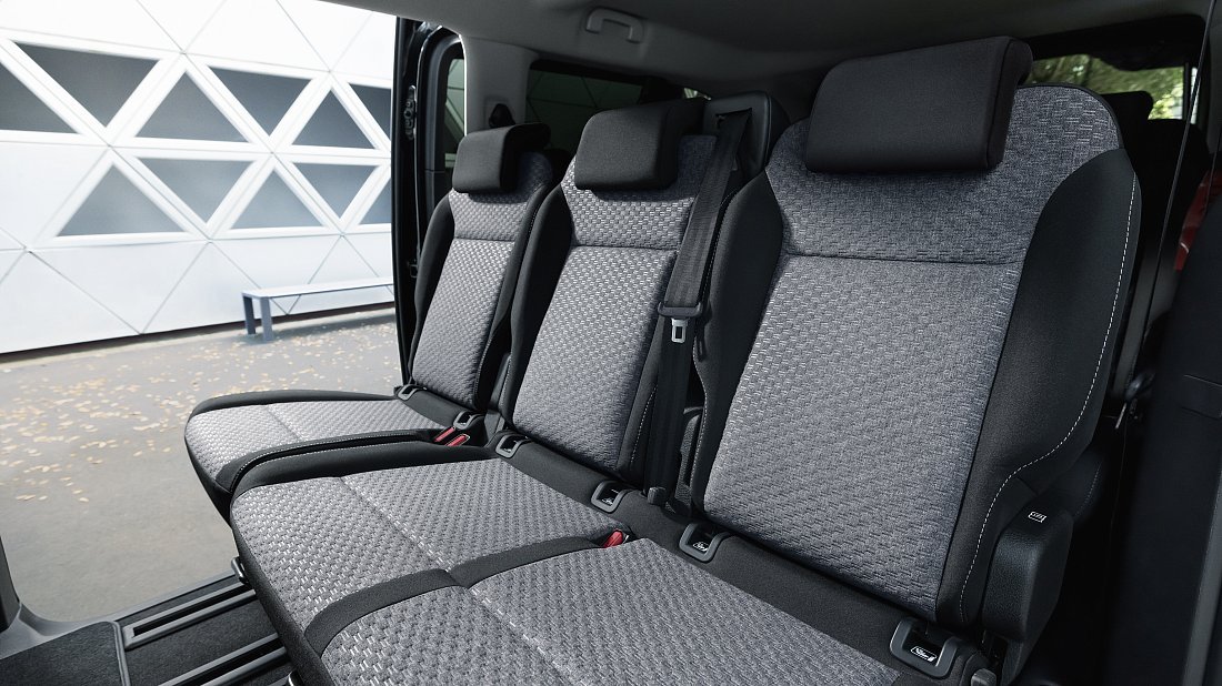 Citroën e-SpaceTourer M 75 kWh (2024-…) rear seats, back seats, passenger seats, legroom, headroom, interior