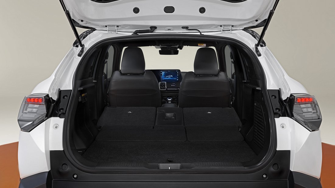 Suzuki e Vitara 61 kWh FWD (2025-…) folded trunk photo, boot, expanded, folded seats, maximum volume, max cargo, max capacity, max storage