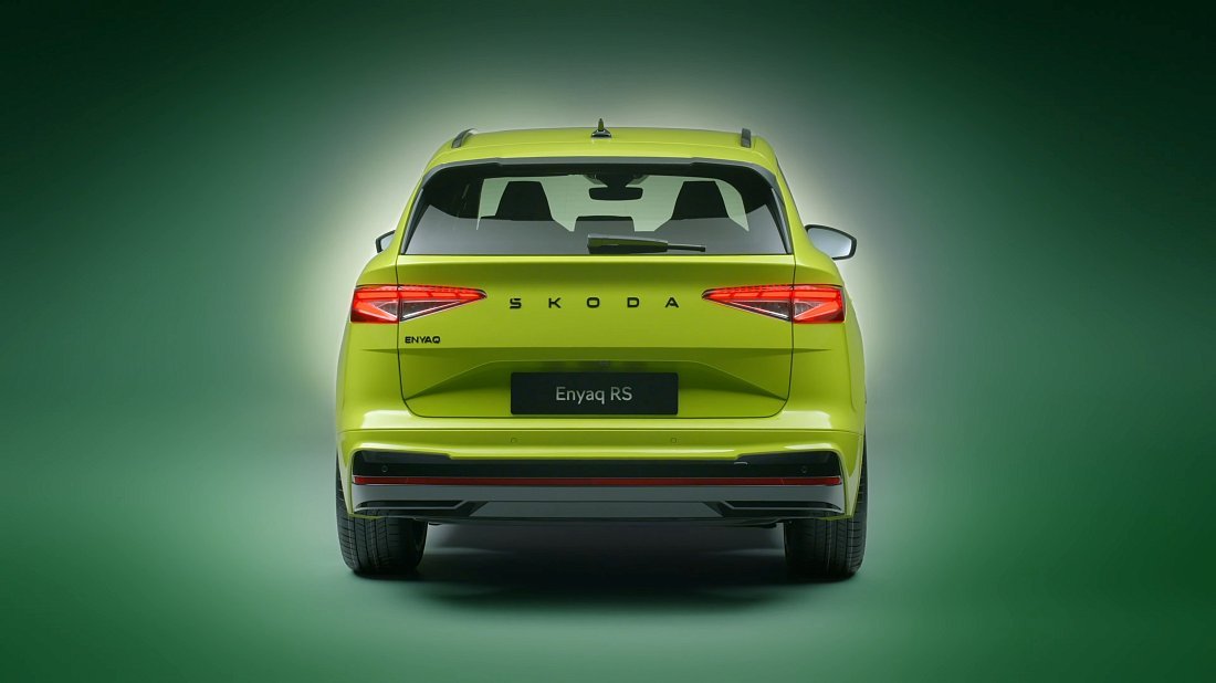 Škoda Enyaq RS (2025-...) rear view photo, taillights, trunk, spoiler, badge, bumper, exterior