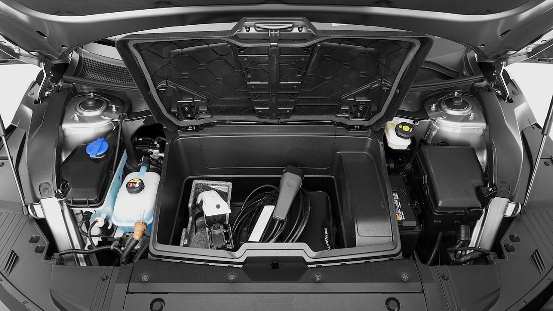Kia EV6 Long Range RWD (2021-2024) frunk, front trunk, under hood, storage, cargo, capacity, bonus space