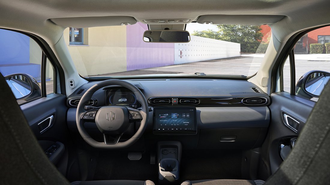Leapmotor T03 (2024-..) interior photo, front seat, driver seat, dashboard, steering wheel, infotainment, cockpit
