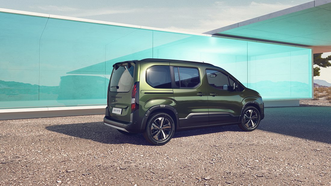 Peugeot e-Rifter M 50 kWh (2024-...) rear quarter, three-quarter view, diagonal, exterior