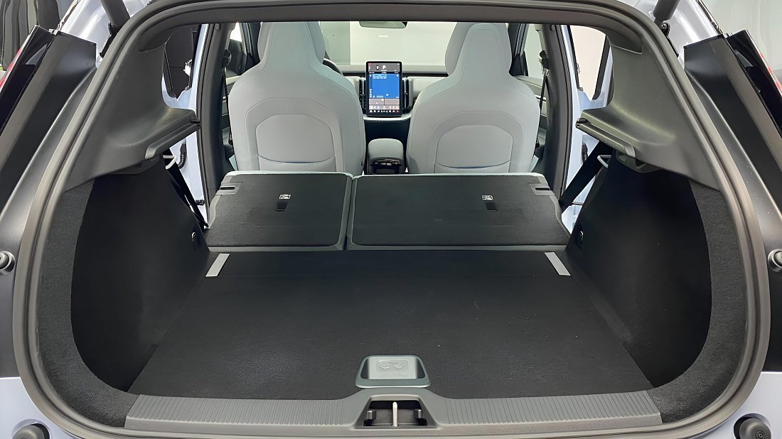 Volvo EX30 Single Motor (2023-…) trunk, boot, expanded, folded seats, maximum volume, max cargo, max capacity, max storage