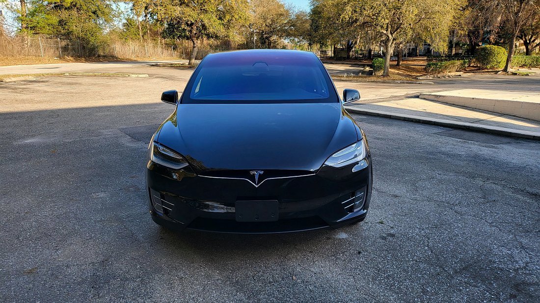 Tesla Model X Long Range Plus (2020-2021) front fascia, grille, headlights, bumper, exterior