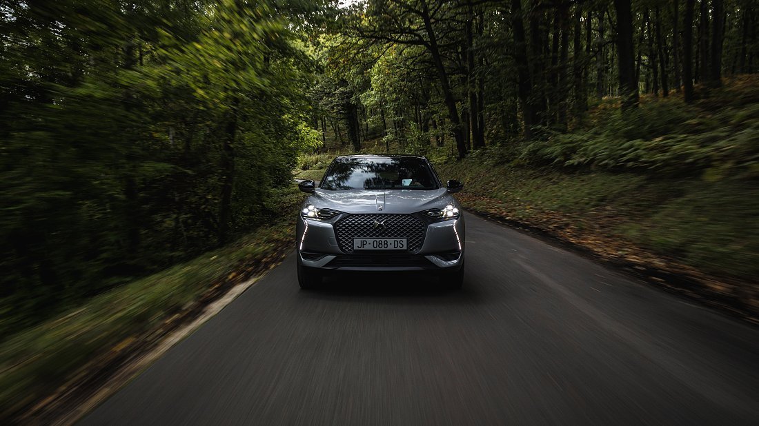 DS 3 Crossback E-Tense (2020-2022) front fascia, grille, headlights, bumper, exterior