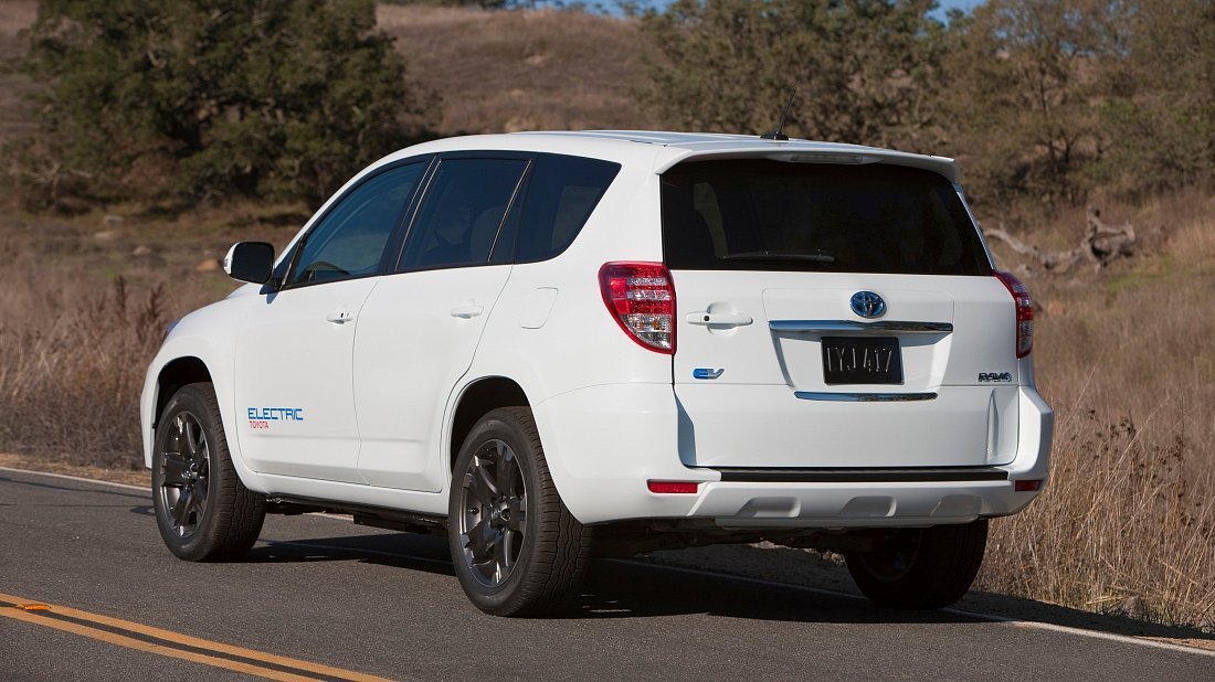 Toyota RAV4 EV Gen 2 (2012-2014) rear quarter photo, three-quarter view, diagonal, exterior
