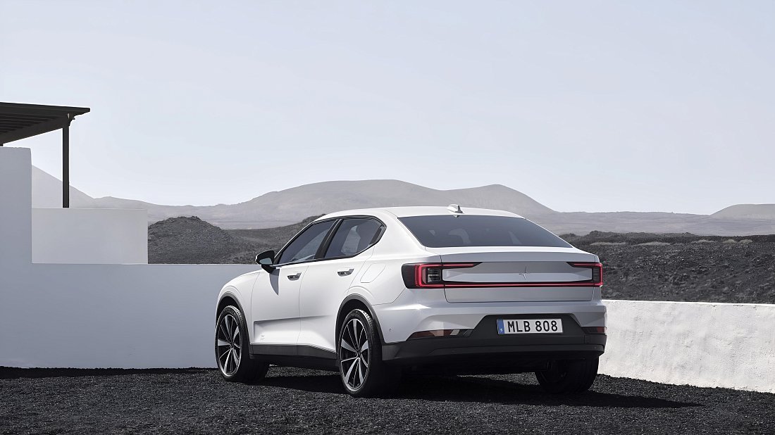 Polestar 2 Long Range Dual Motor (2020-2023) rear quarter photo, three-quarter view, diagonal, exterior