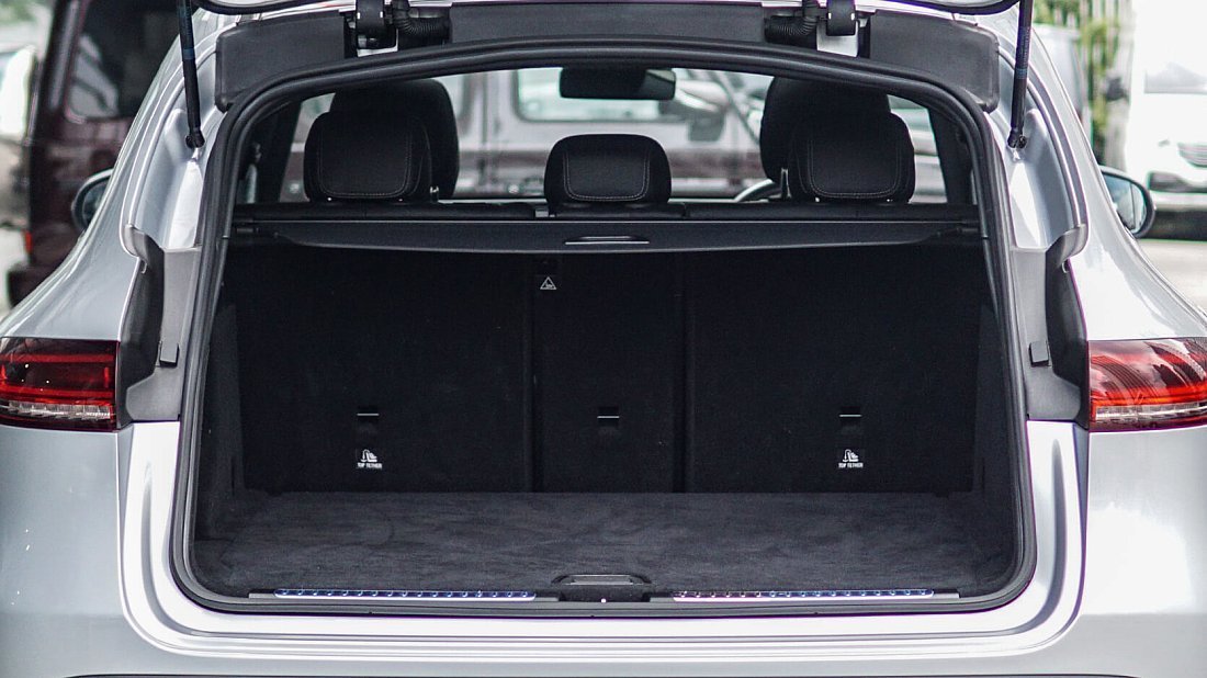 Mercedes EQC 400 4MATIC (2019-2023) trunk, boot, seats up, seats upright, cargo space, cargo volume, cargo capacity, storage