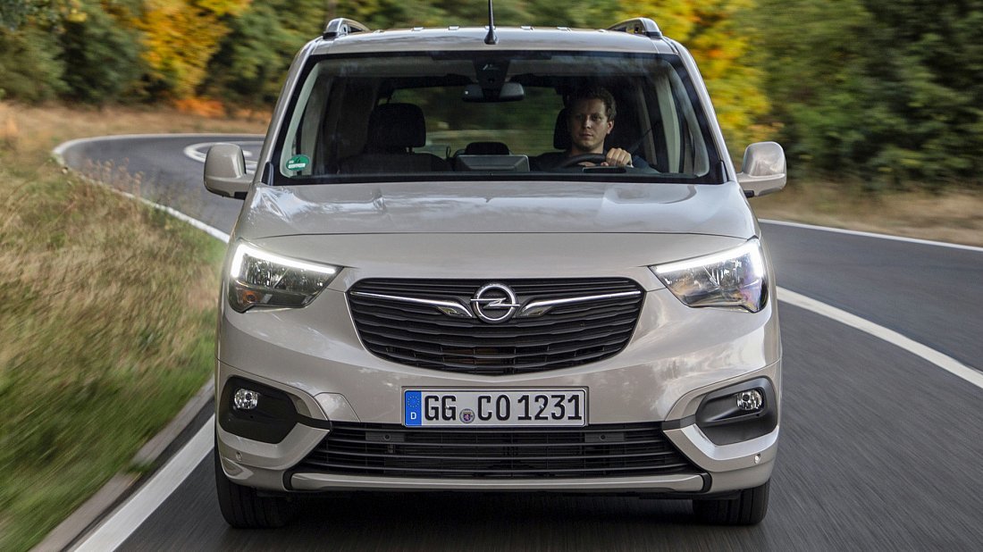 Opel Combo Electric Life XL 50 kWh (2021-2024) front fascia photo, grille, headlights, bumper, exterior