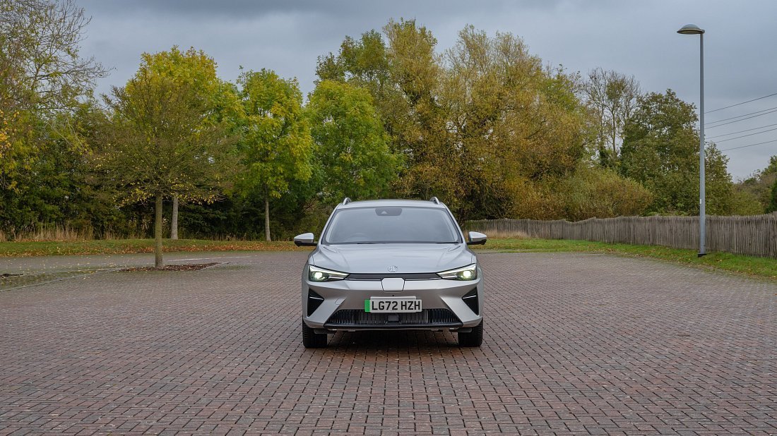 MG MG5 Electric Long Range (2022-…) front fascia, grille, headlights, bumper, exterior