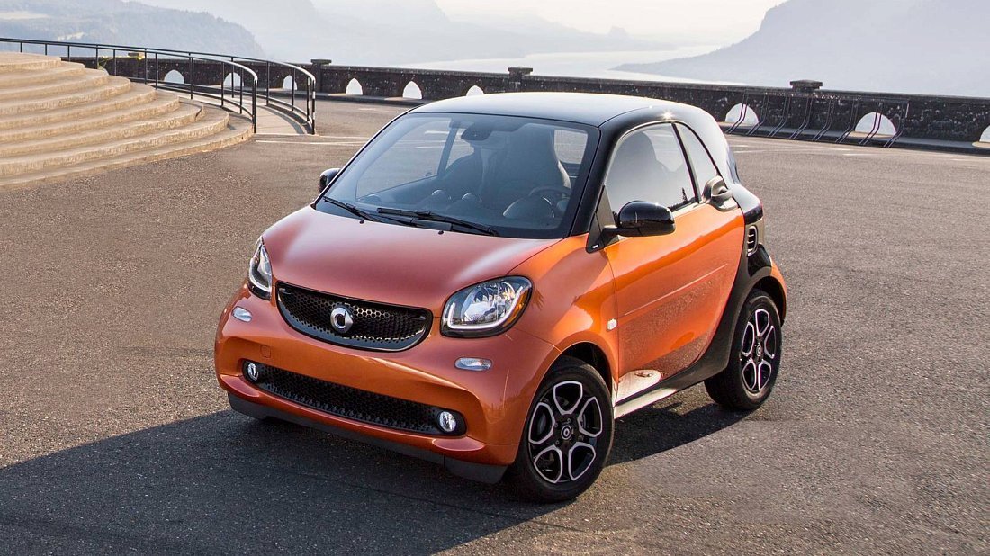 Smart EQ fortwo coupe (2017-2019) front view, front quarter, diagonal, exterior