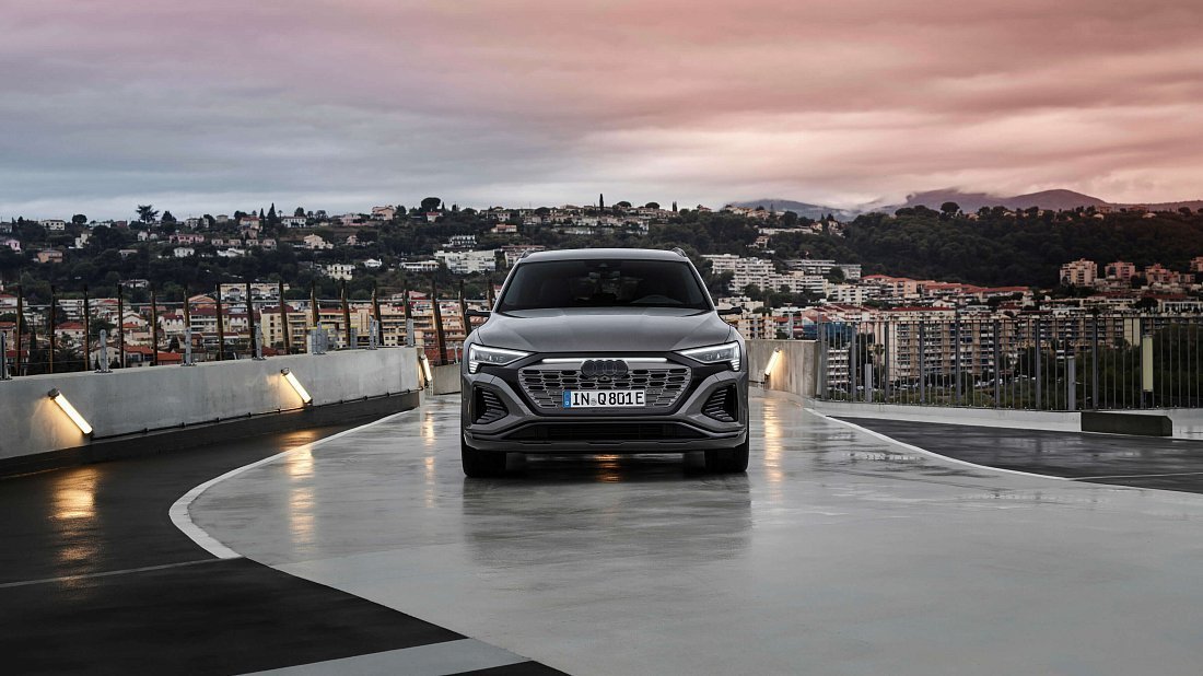 Audi Q8 e-tron 50 quattro (2022-…) front fascia photo, grille, headlights, bumper, exterior